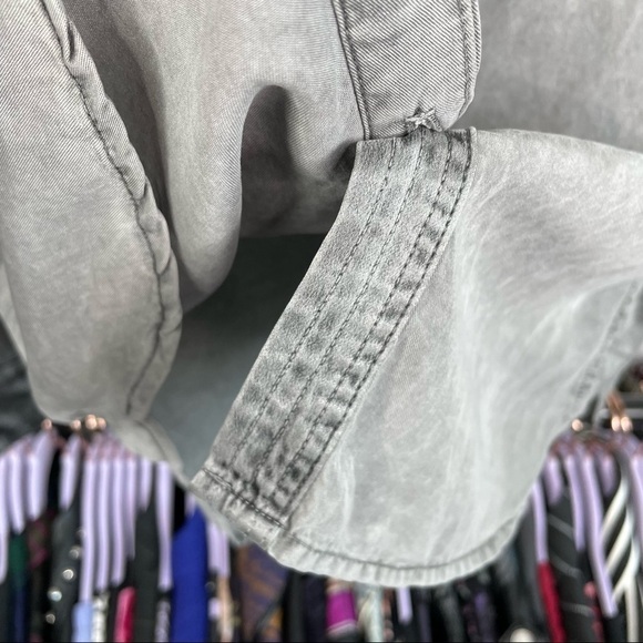 splendid Gray Lyocell & Silk Button Up Blouse - Picture 5 of 8